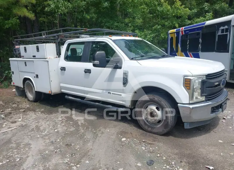 2018 Ford F-350 photo