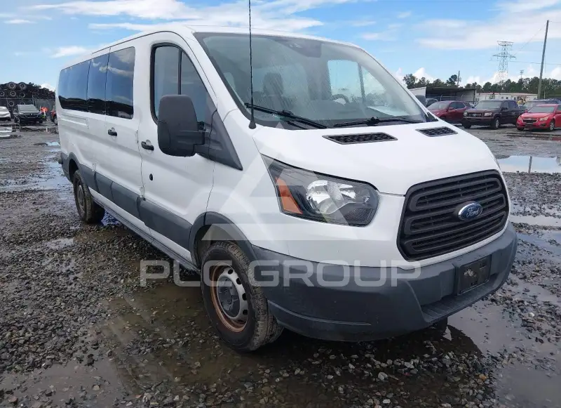2018 Ford TRANSIT photo