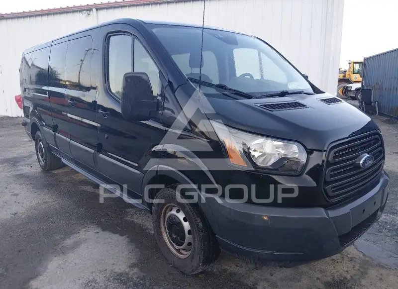 2018 Ford TRANSIT photo