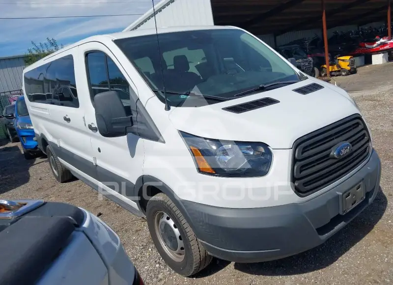 2018 Ford TRANSIT photo