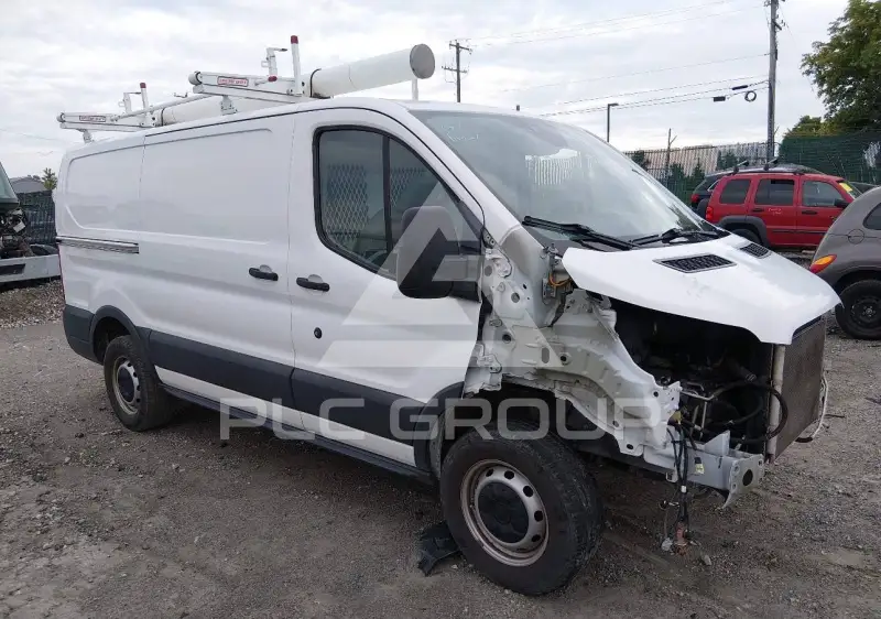 2018 Ford TRANSIT photo