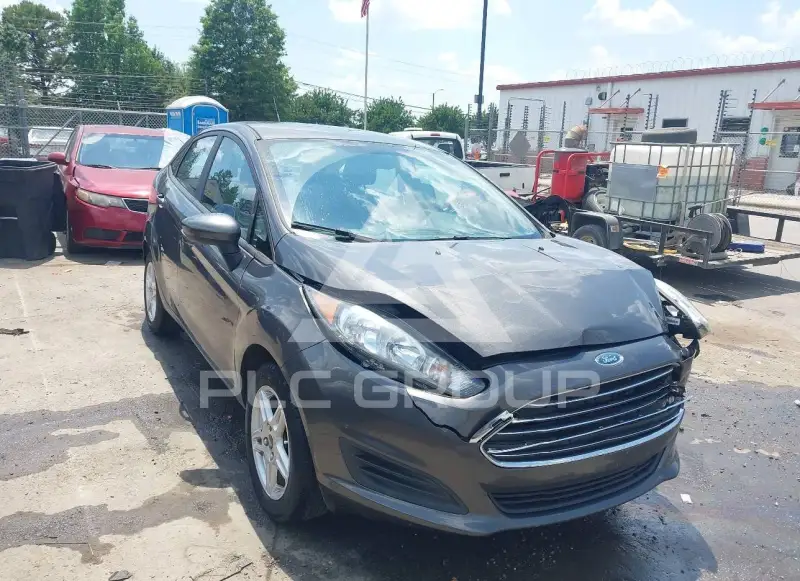 2018 Ford FIESTA фото