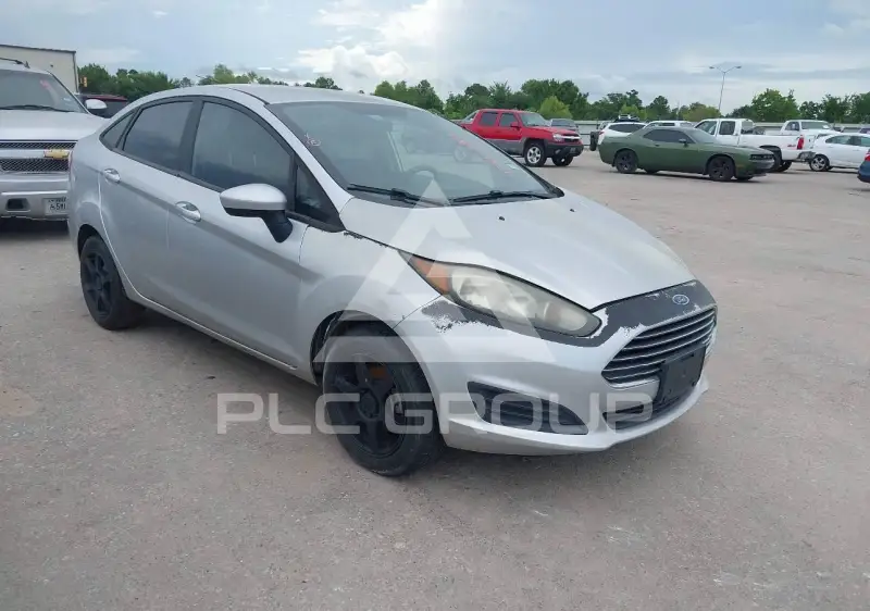 2018 Ford FIESTA фото