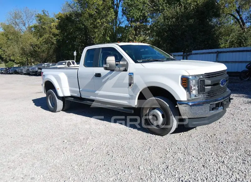 2018 Ford F-350 фото