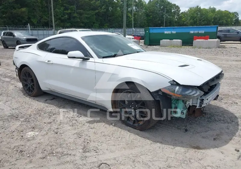 2018 Ford MUSTANG photo