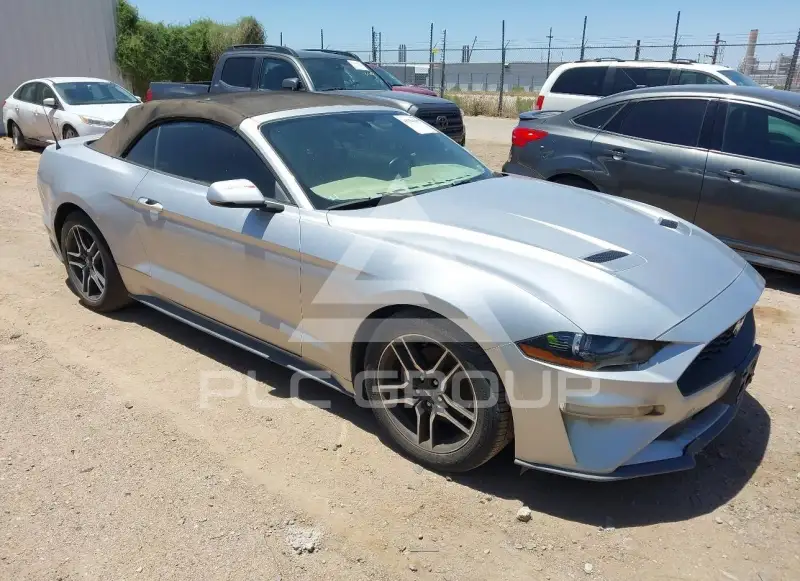 2018 Ford MUSTANG фото