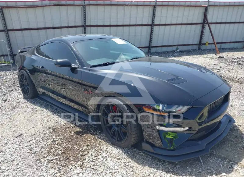 2018 Ford MUSTANG photo