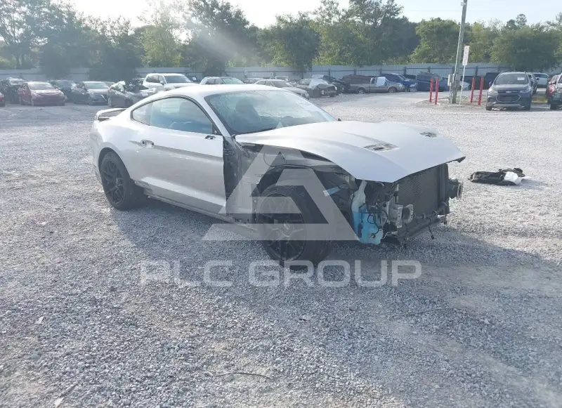 2018 Ford MUSTANG фото