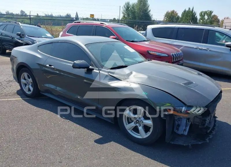 2018 Ford MUSTANG photo