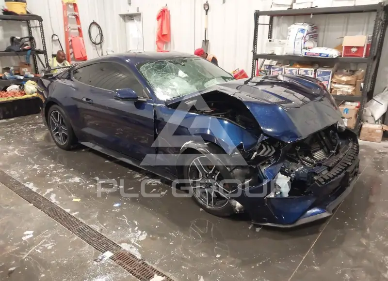 2018 Ford MUSTANG photo