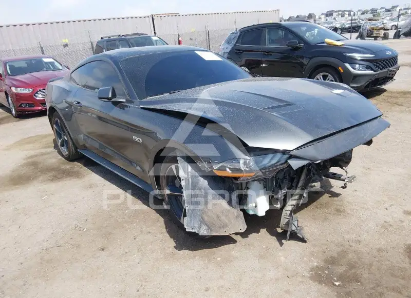 2018 Ford MUSTANG photo