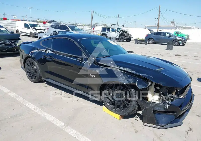 2018 Ford MUSTANG фото