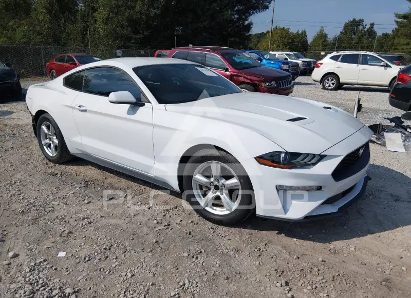 2018 Ford MUSTANG photo