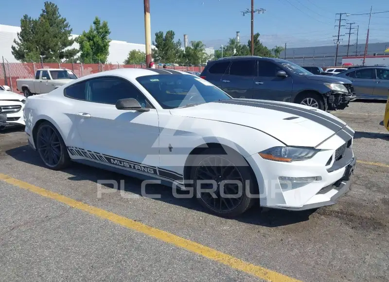 2018 Ford MUSTANG фото