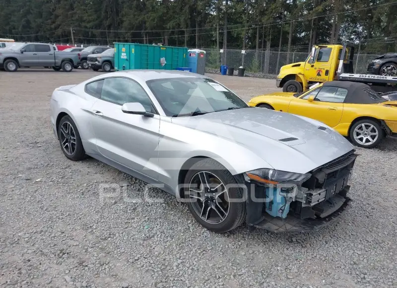 2018 Ford MUSTANG фото