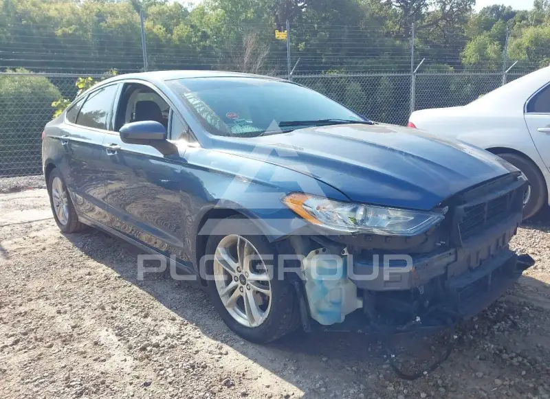2018 Ford FUSION фото