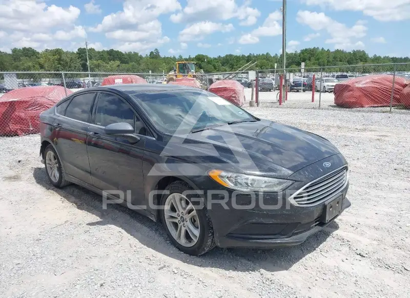 2018 Ford FUSION photo
