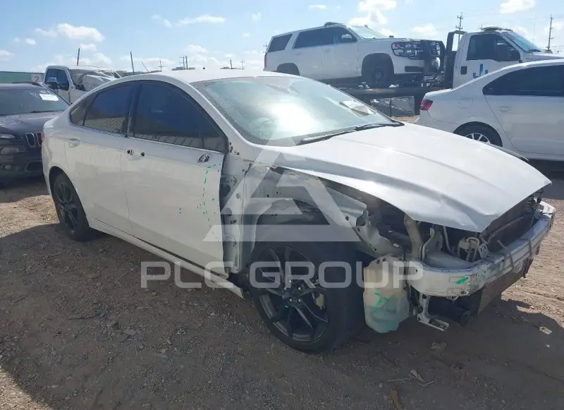 2018 Ford FUSION photo