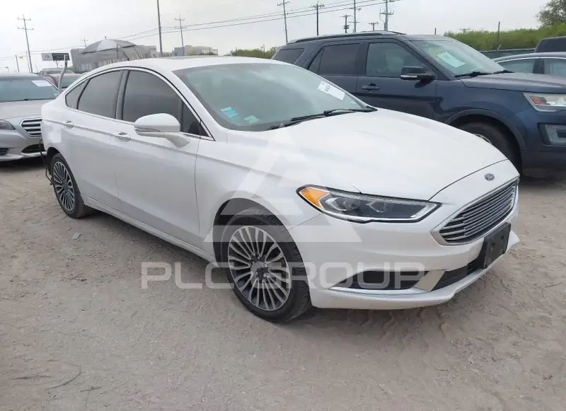 2018 Ford FUSION photo