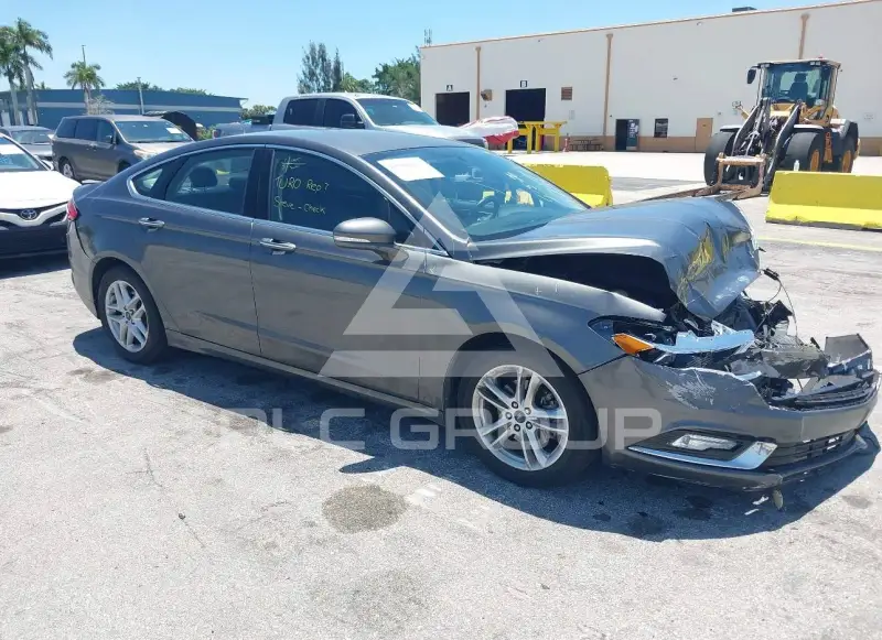 2018 Ford FUSION фото
