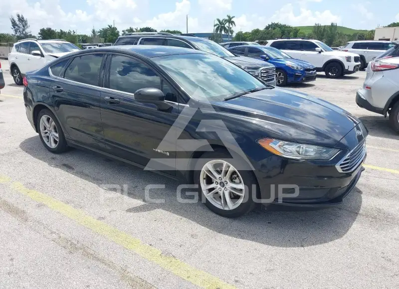 2018 Ford FUSION фото