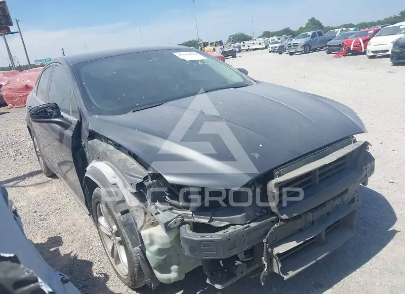 2018 Ford FUSION фото