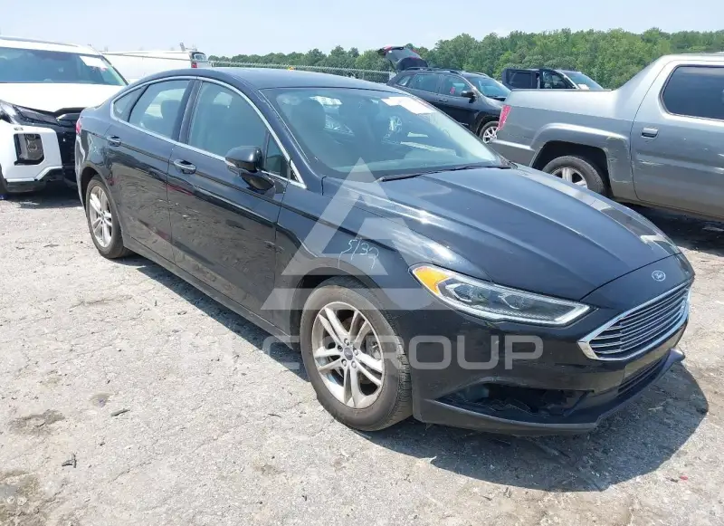 2018 Ford FUSION фото