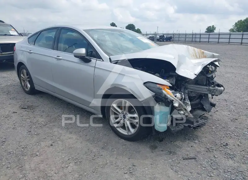 2018 Ford FUSION photo