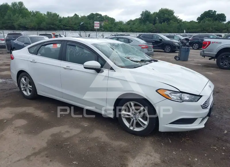 2018 Ford FUSION фото