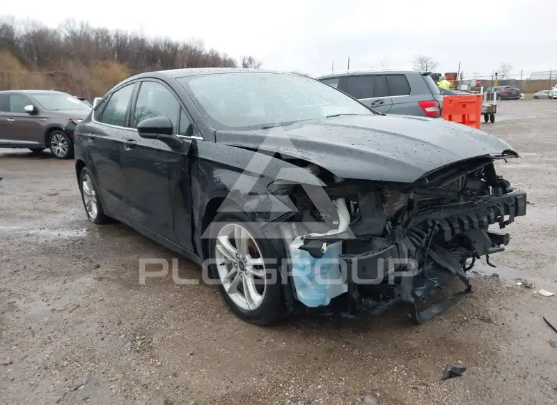 2018 Ford FUSION фото