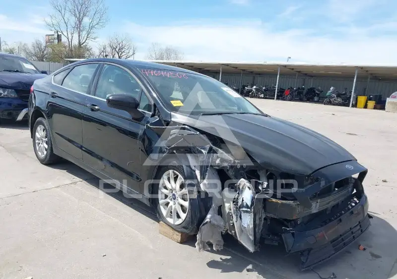 2018 Ford FUSION фото