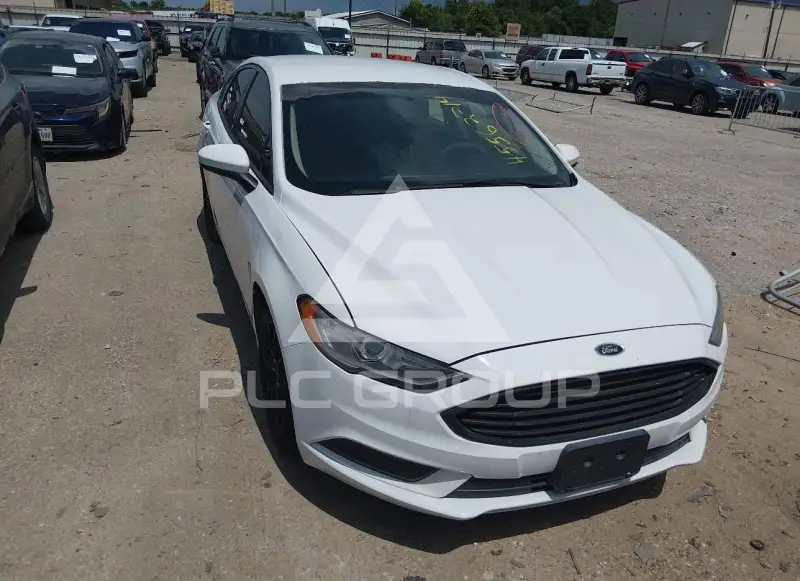 2018 Ford FUSION photo