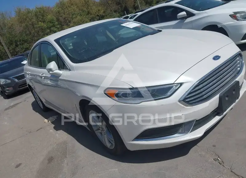 2018 Ford FUSION photo