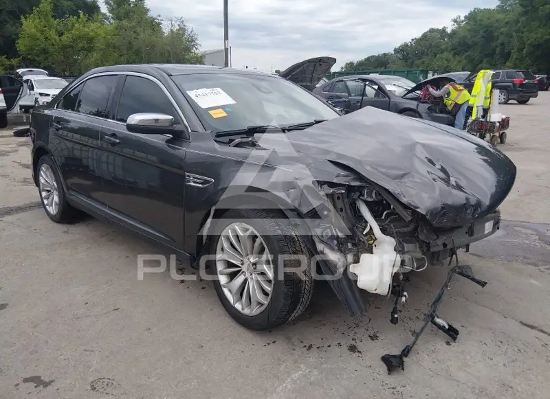 2018 Ford TAURUS фото