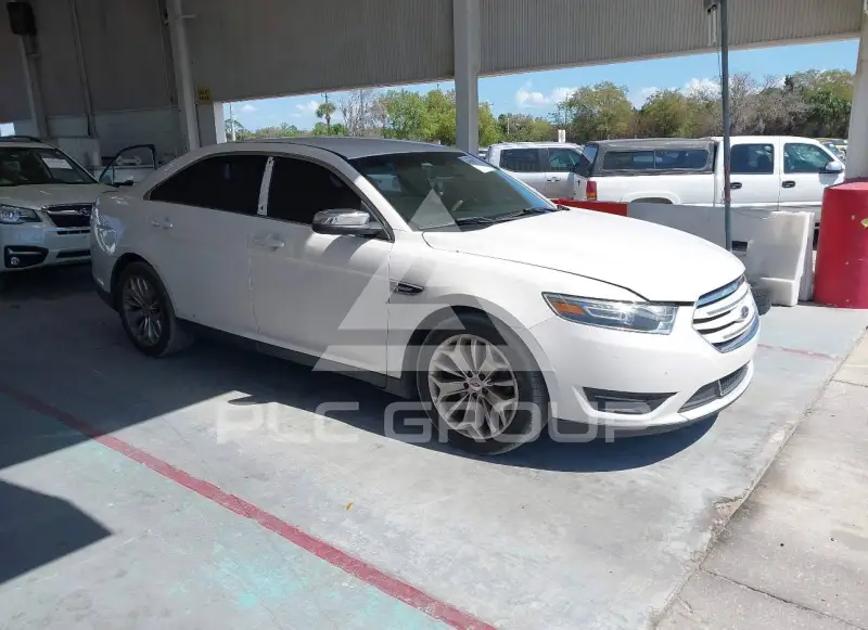 2018 Ford TAURUS фото
