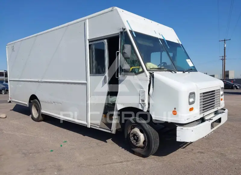 2018 Ford F-590 photo