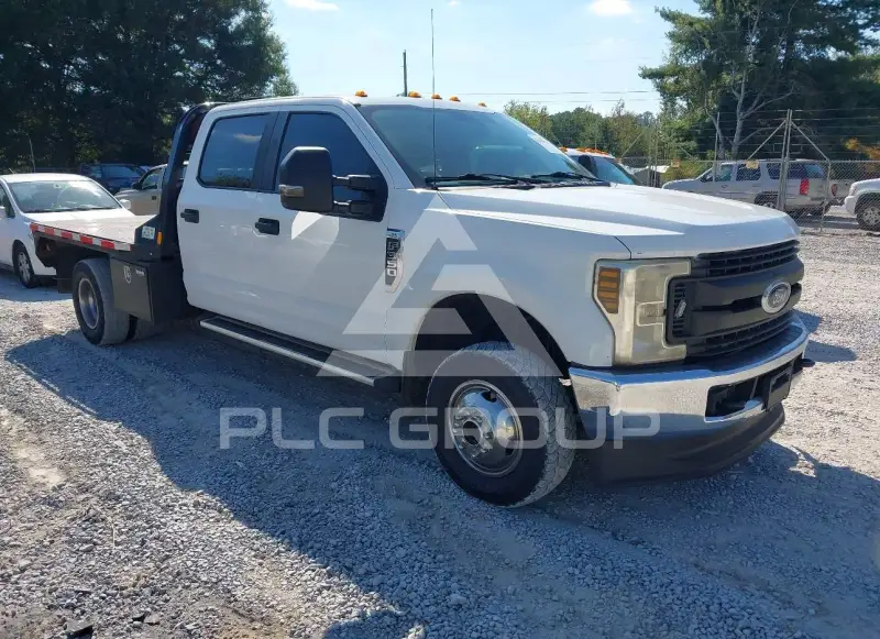 2018 Ford F-350 photo