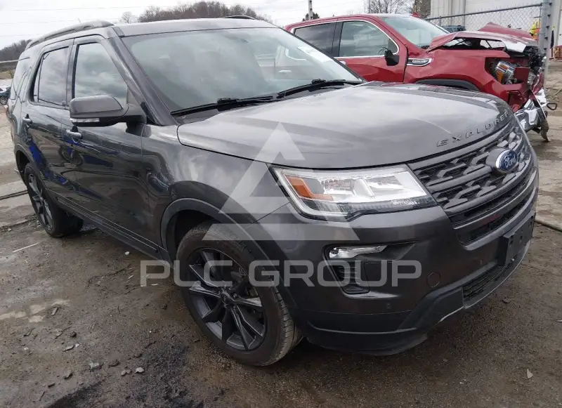 2018 Ford EXPLORER photo