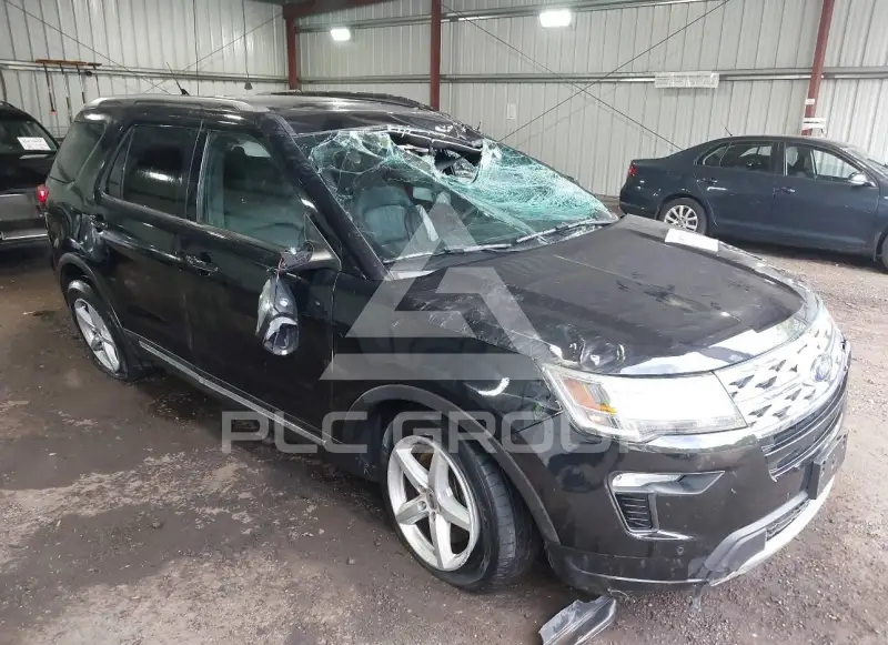 2018 Ford EXPLORER фото