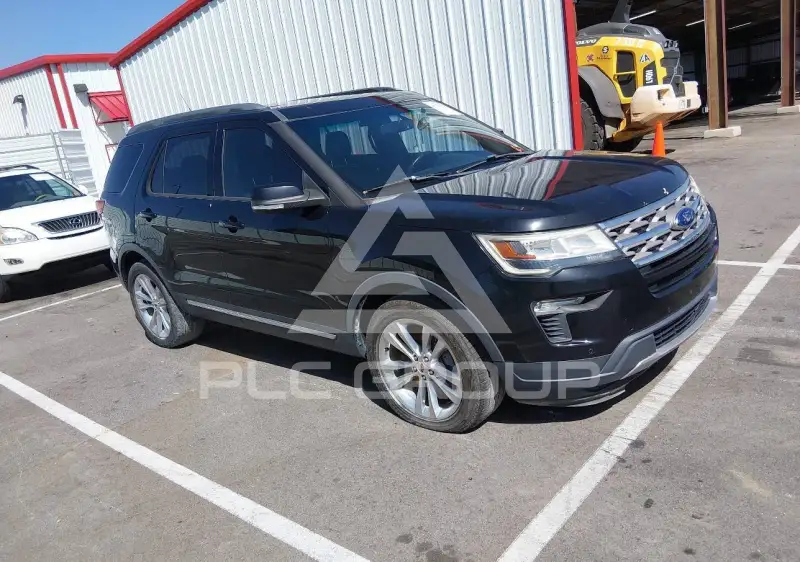 2018 Ford EXPLORER photo