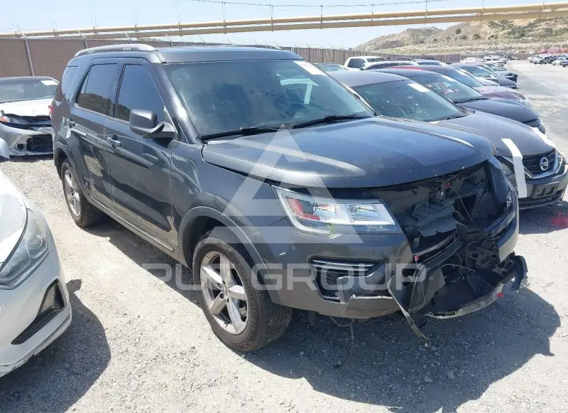 2018 Ford EXPLORER photo