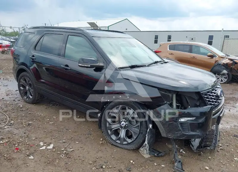 2018 Ford EXPLORER photo