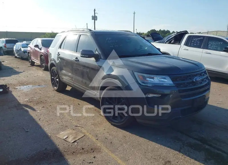 2018 Ford EXPLORER photo