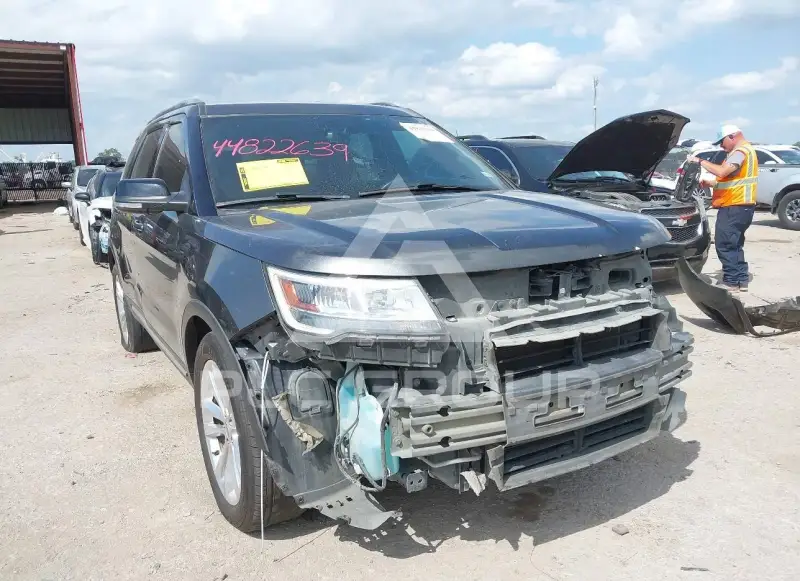 2018 Ford EXPLORER photo