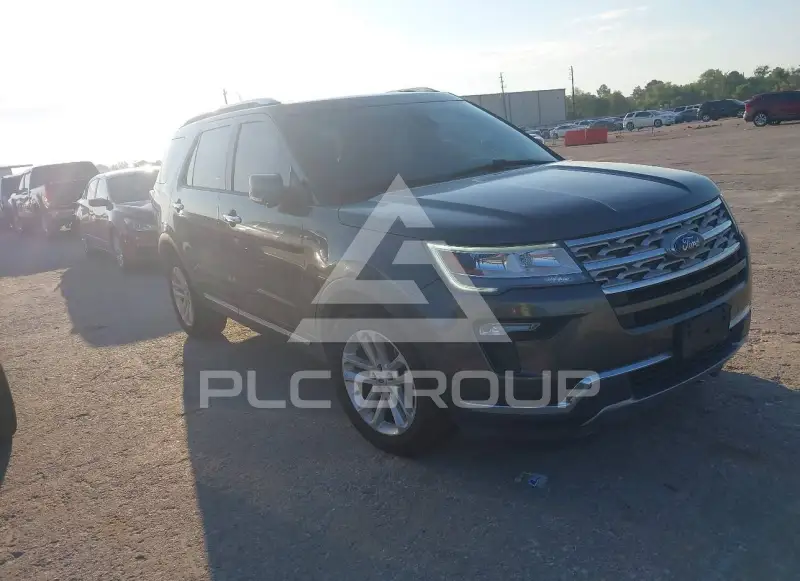 2018 Ford EXPLORER photo
