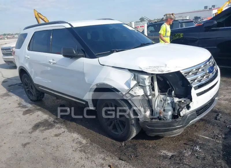 2018 Ford EXPLORER photo