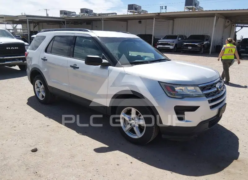 2018 Ford EXPLORER photo