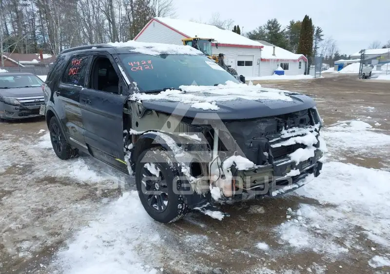 2018 Ford EXPLORER фото