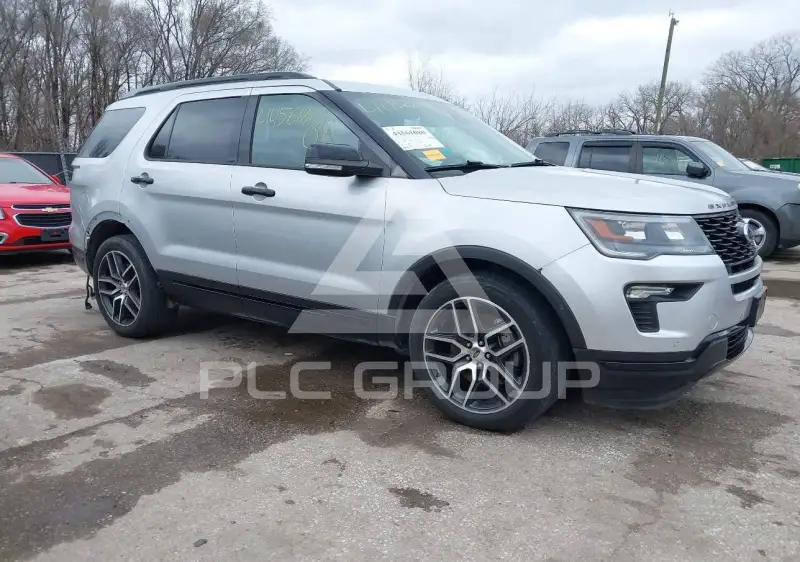 2018 Ford EXPLORER фото