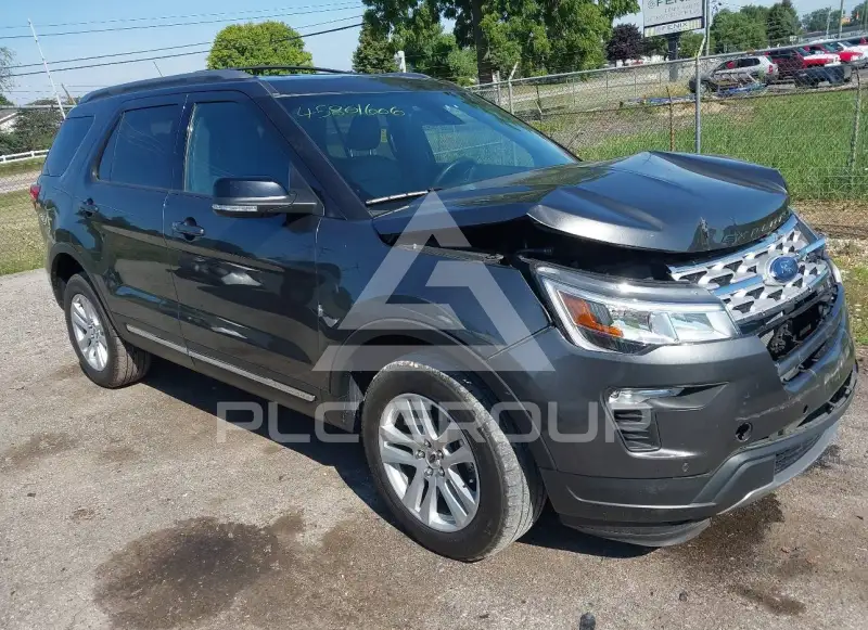 2018 Ford EXPLORER photo